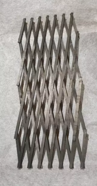 Köynnössäleikkö 0,9X2M musta - Kasvien ja pensaiden tuet ja kehikot - 6430040626290 - 1