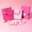 Essence baked with love advent calendar - Kasvomeikit - 4059729621450 - 1
