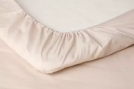 4 Living Muotoonommeltu lakana 80-90x200+25 cm beige - Aluslakanat - 6410416334141 - 3