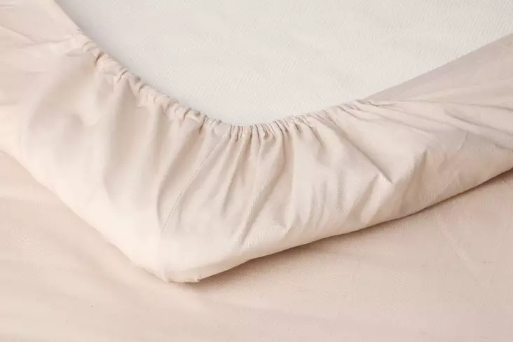 4 Living Muotoonommeltu lakana 80-90x200+25 cm beige - Aluslakanat - 6410416334141 - 3