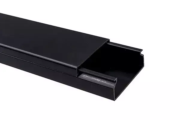 Asennuskanava 16x40x2000mm musta - Kaapelipiilot, -kourut ja putket - 6438140914392 - 1