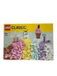 LEGO Classic 11028 Luovaa hupia pastelliväreillä - Legot - 5702017415123 - 1