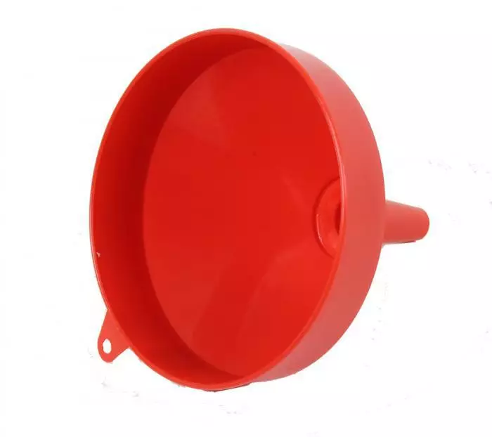 Tratti 10" punainen - Bensakanisterit,mittakannut ja suppilot - 6430013069444 - 1