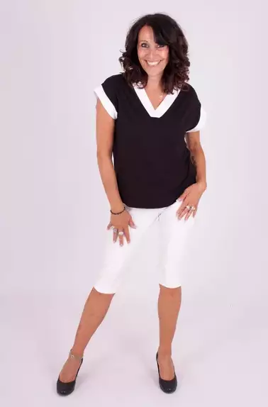 Soda T-paita v-aukko L - Naisten paidat ja puserot - 7330564113285 - 1