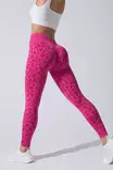 Treenitrikoot pinkki leopardi S-L - Naisten housut ja hameet - 6438506023195 - 1