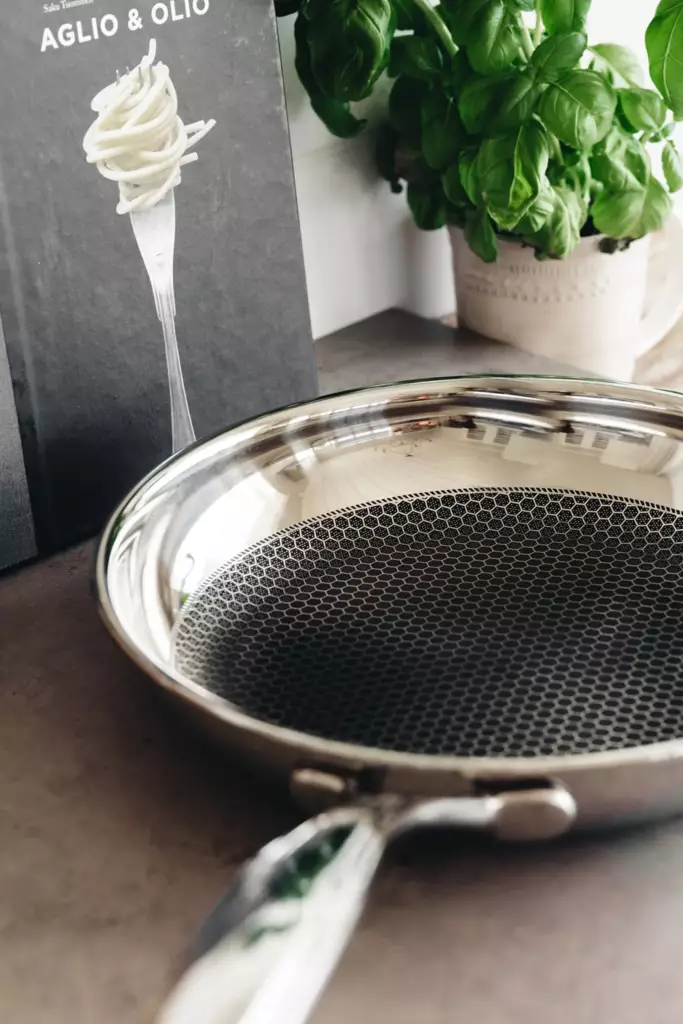 HEIROL Steelsafe paistinpannu 24cm - Paistinpannut - 6419287819245 - 1