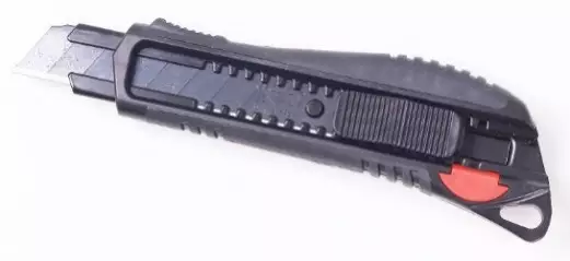 Katkoteräveitsi Assist 18mm - Katkoteräveitset ja terät - 6923295862945 - 1