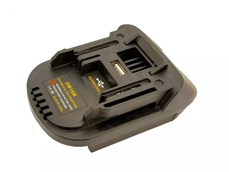 Milwaukee ja DeWalt akkuadapteri Makita ja Jonköping työkaluihin - Akut ja laturit - 6438168116655 - 1