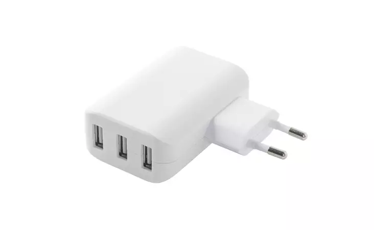 3-os. usb-latauspistoke ip20 - Puhelintarvikkeet ja laturit - 6435200259356 - 1