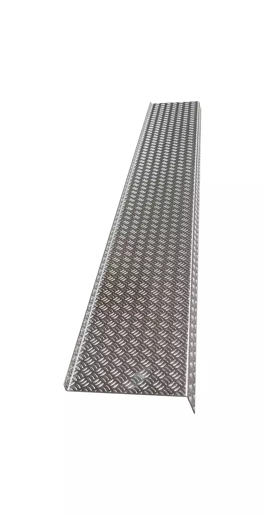 Kynnyspelti alum. riisinjyvä 150mm 1,2m - Peltilevyt ja alumiinilevyt - 6430070620046 - 1