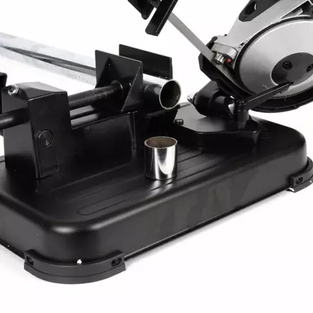 Robota metallivannesaha C71 1100W - Muut sähkötyökalut - 6438212102207 - 2