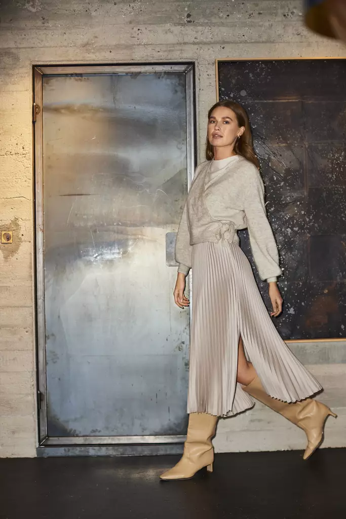 Copenhagen pliseerattu hame beige XL - Naisten housut ja hameet - 5713242165707 - 1