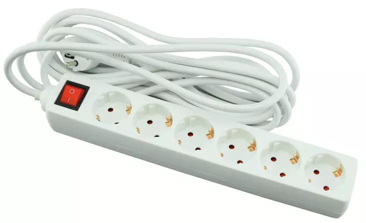 Jatkojohto 6-os. maadoitettu 5 m kytkin - Jatkojohdot - 6438140266507 - 1