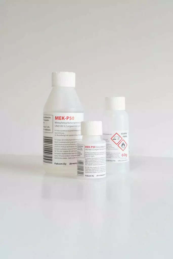 Pakla polyesterihartsin kovete 20g - Lasikuitumaalit, hartsit ja kovetteet - 6411690007028 - 1